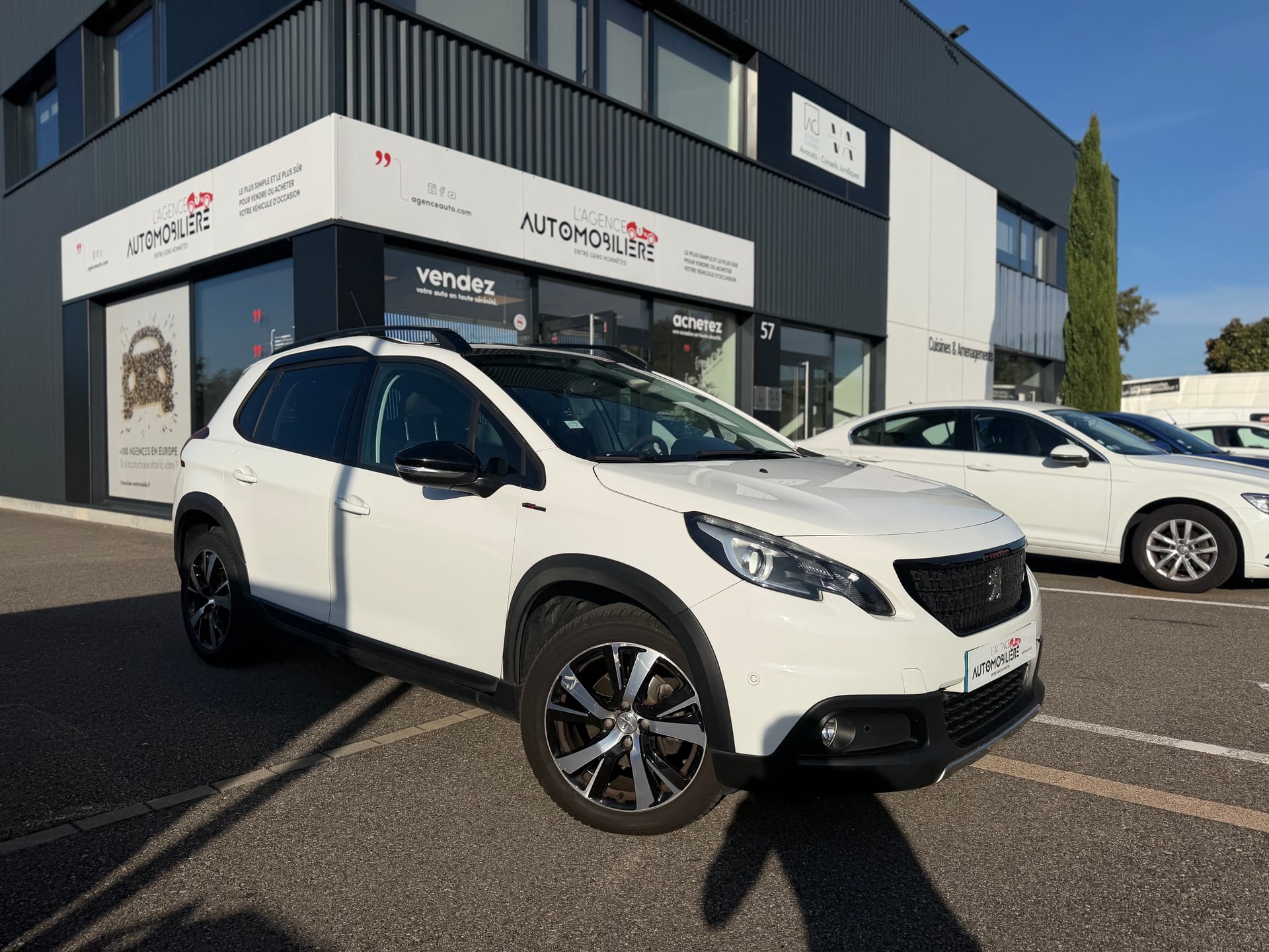 Peugeot 2008 GT LINE  110 EAT6 - DISTRI FAITE - GARANTIE 12 MOIS