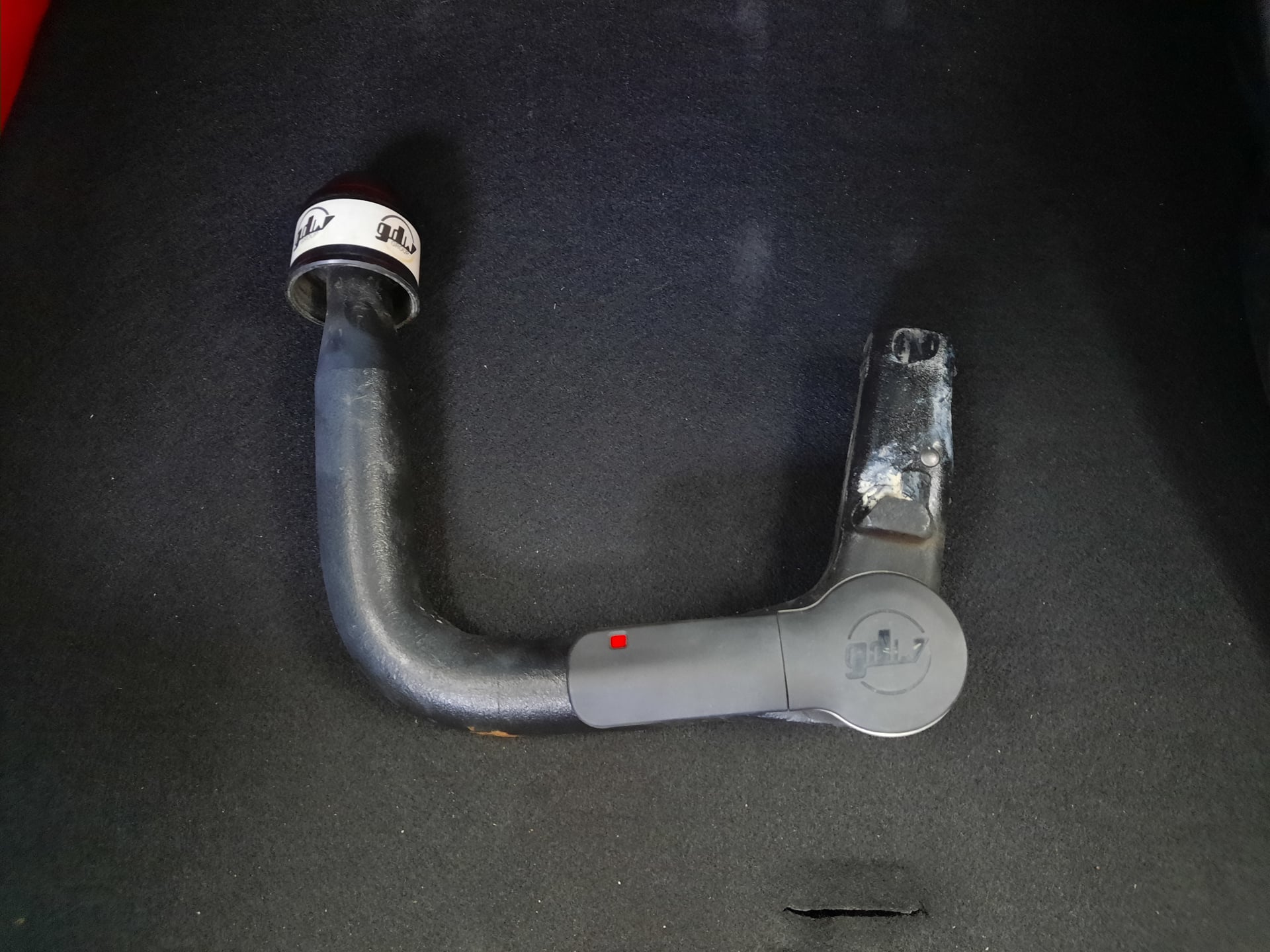 Peugeot 208 208 1.2i Hybrid GT e-DCS GT Line 136Ch (Moteur à chaine)/ Garantie Peugeot 04/2027 — 39