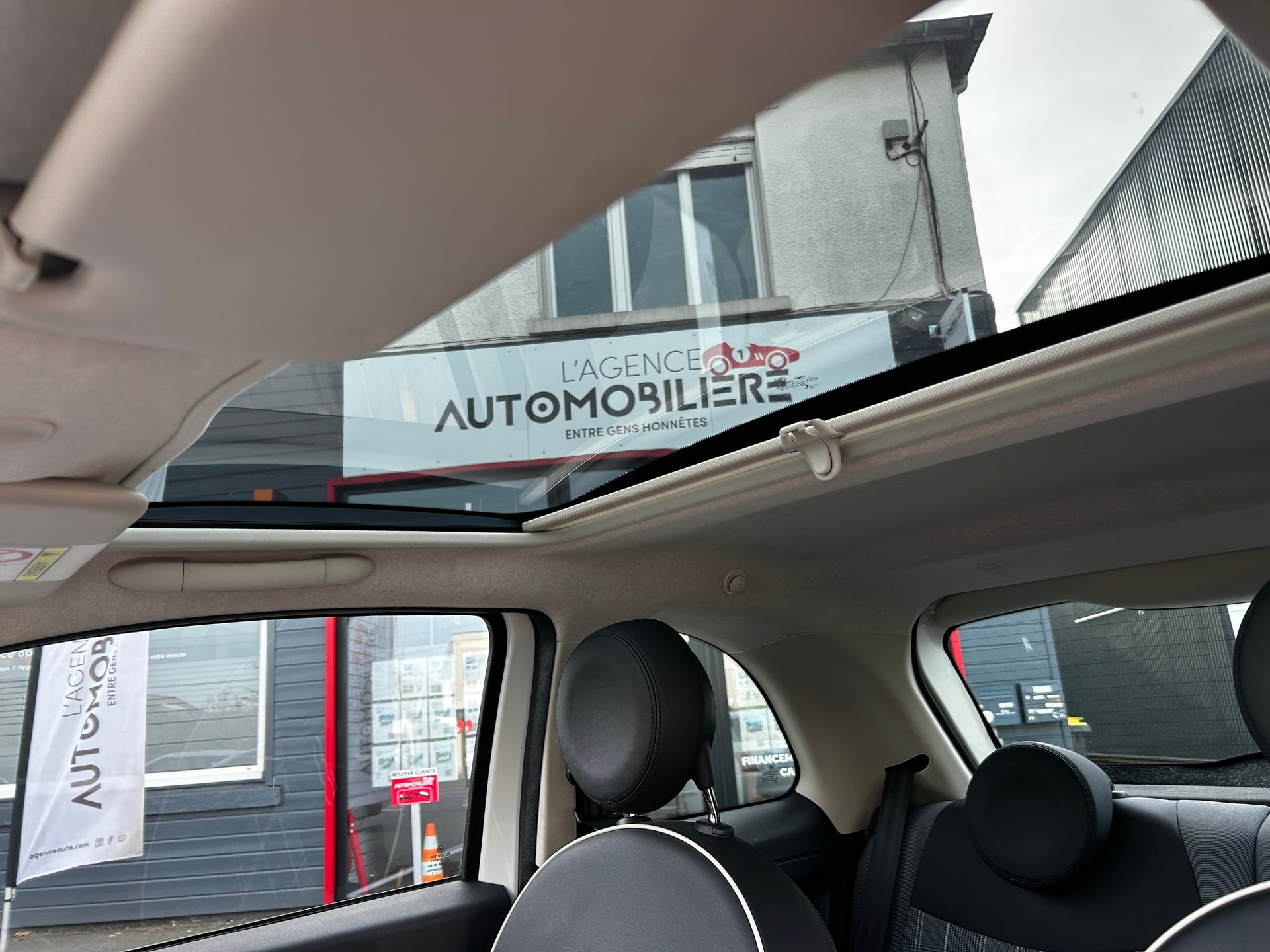 Fiat 500 1.2 70 ch BVM5 Lounge (Toit pano) — 2