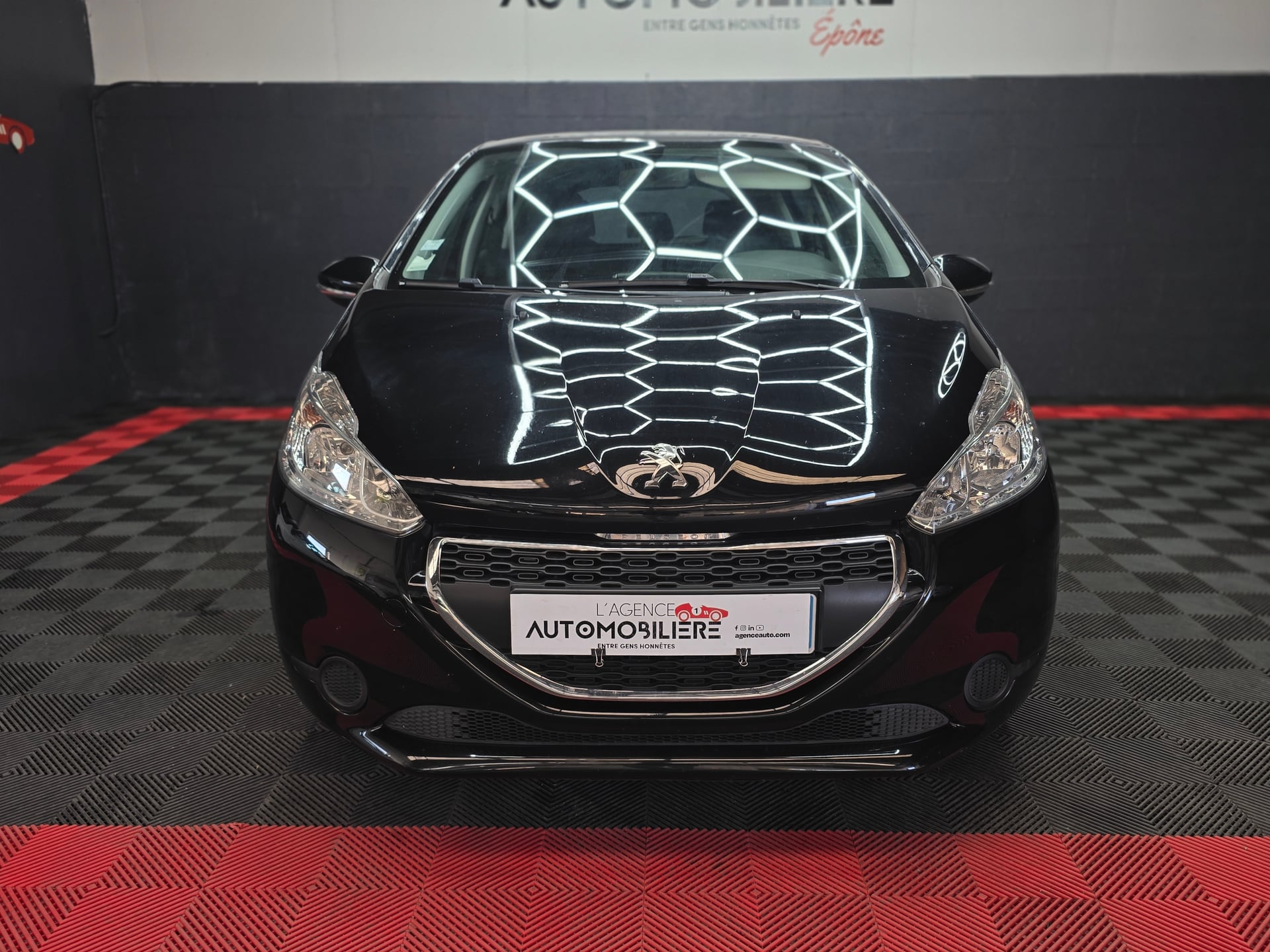 Peugeot 208 1.2 PureTech Style 82 Ch — 2