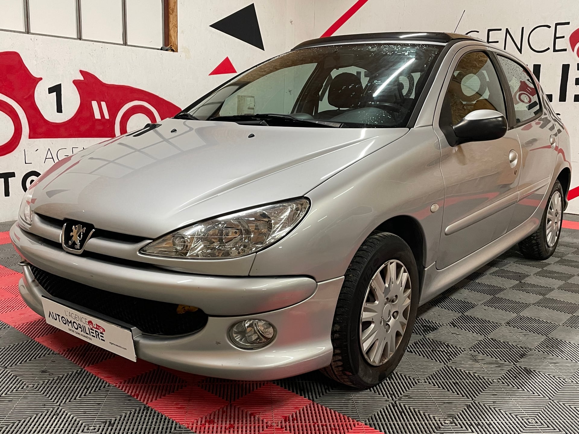 Peugeot 206 1.4 i 16V 90cv — 2