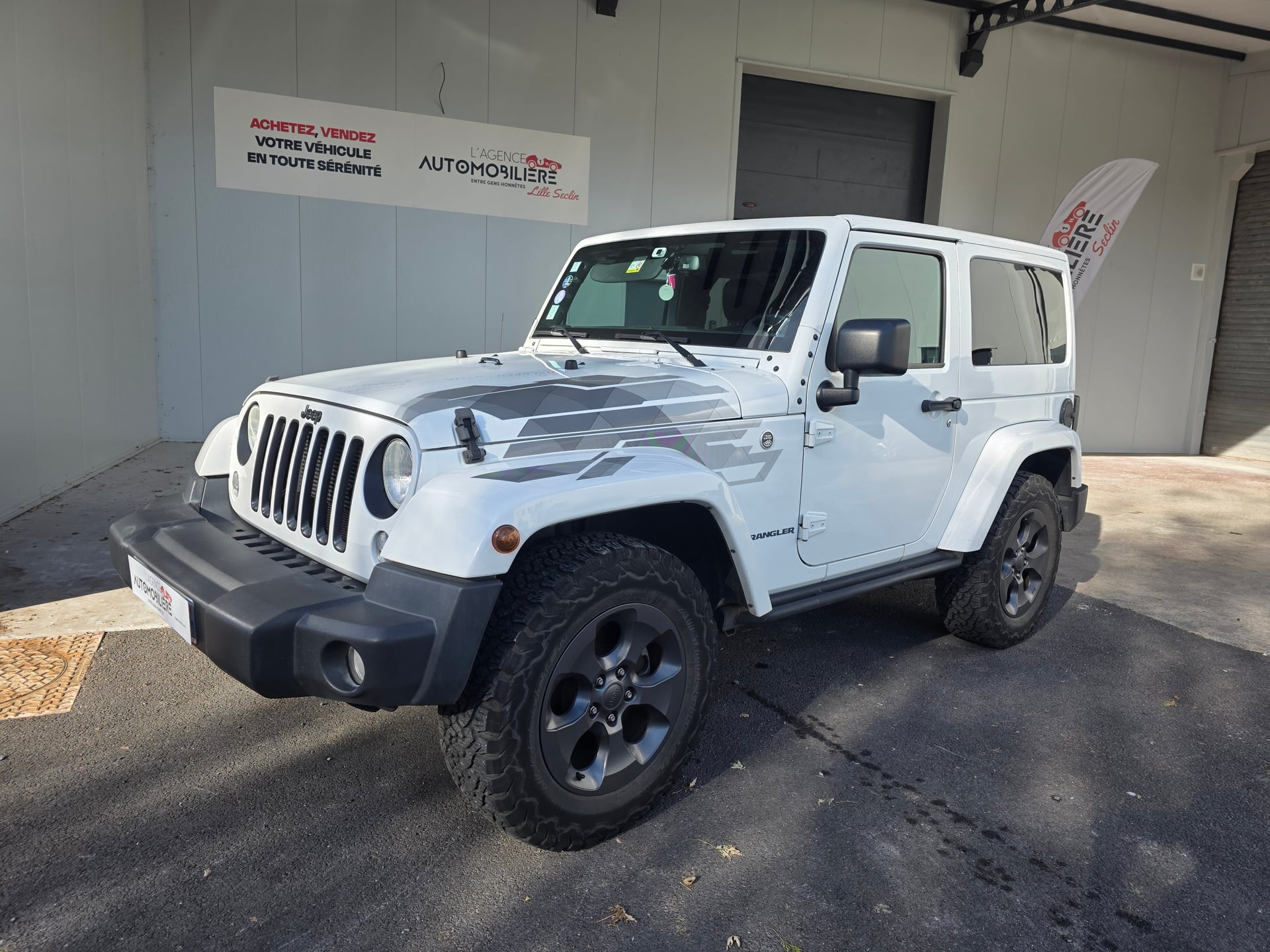 Jeep Wrangler NIGHT EAGLE 3,6 284CH