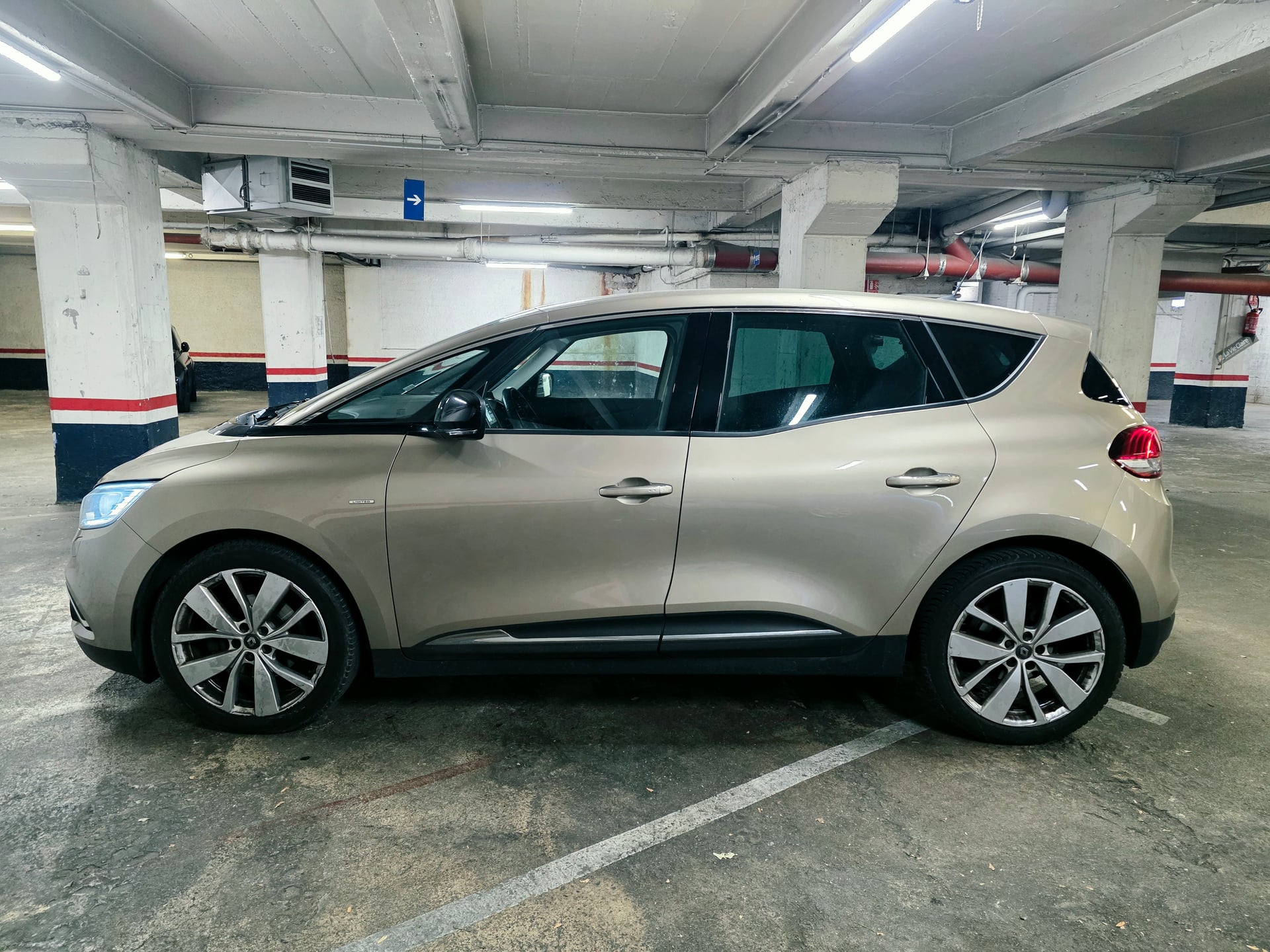 Renault Scenic IV 1.3 TCE 140 Limited — 2
