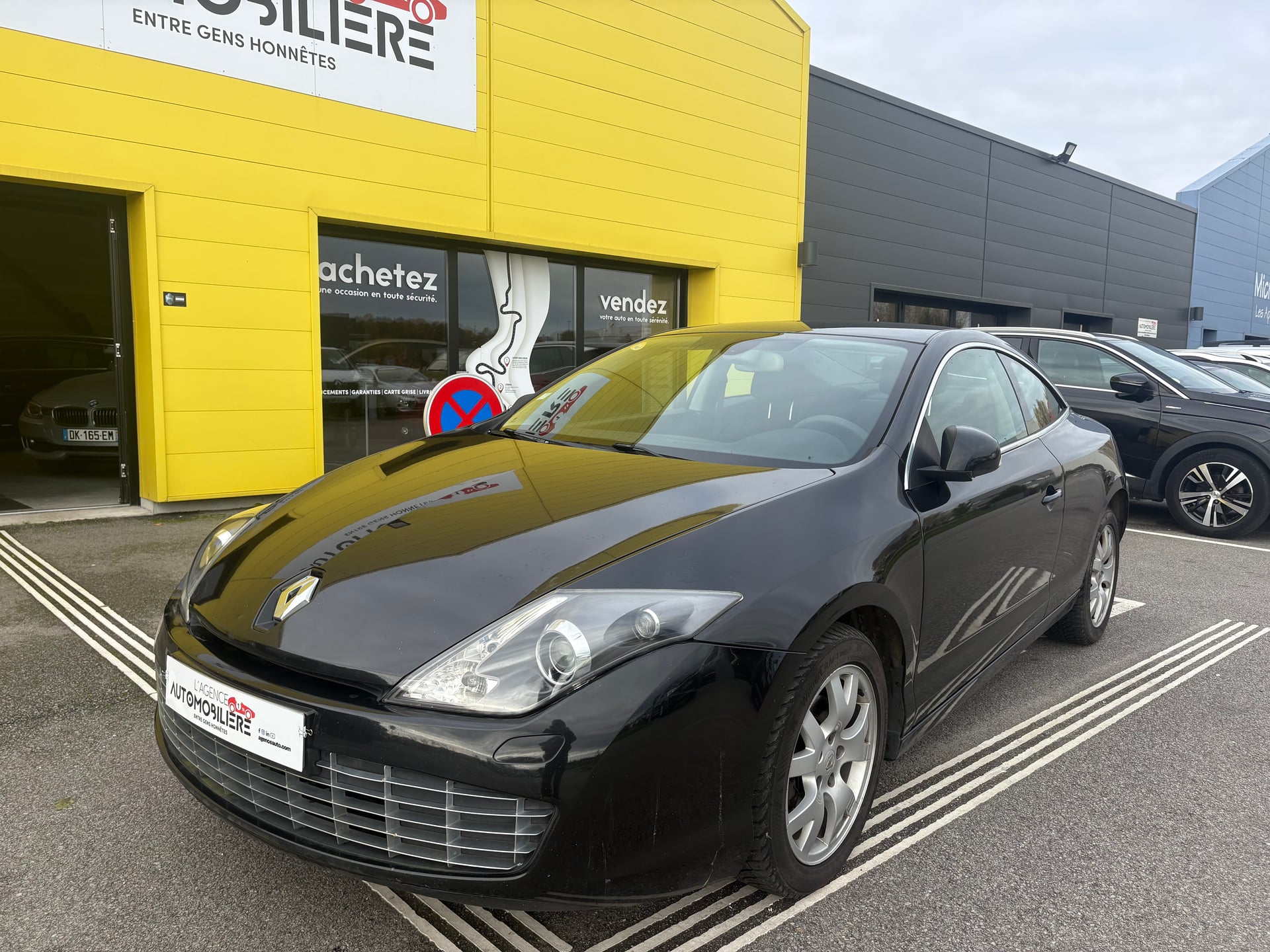 Renault Laguna Coupé 2.0 Dci Black Edition Coupé — 2