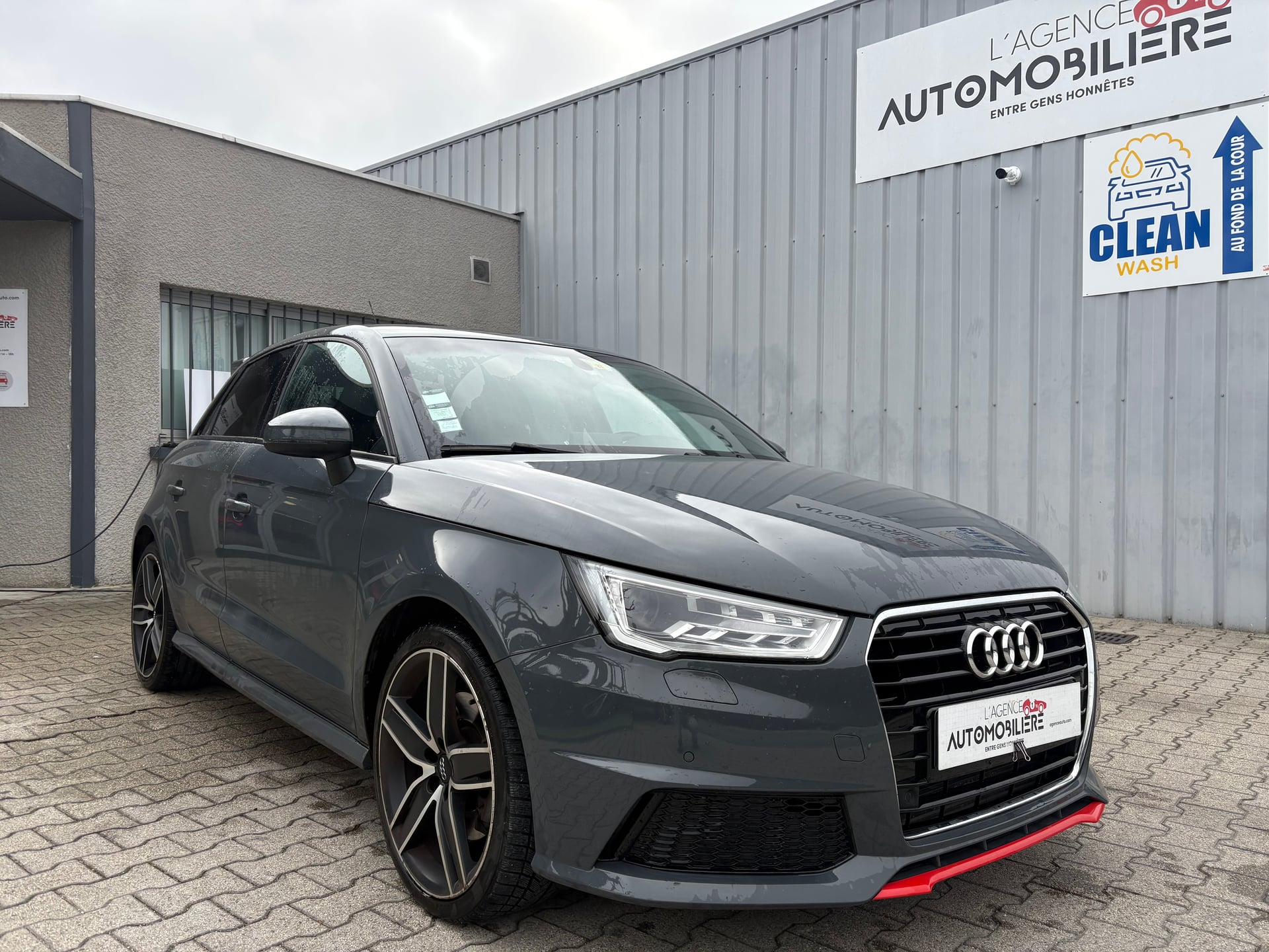 Audi A1 Sportback 1.8 TFSi 16V S-Tronic (7 rapports) 192 cv s-Line