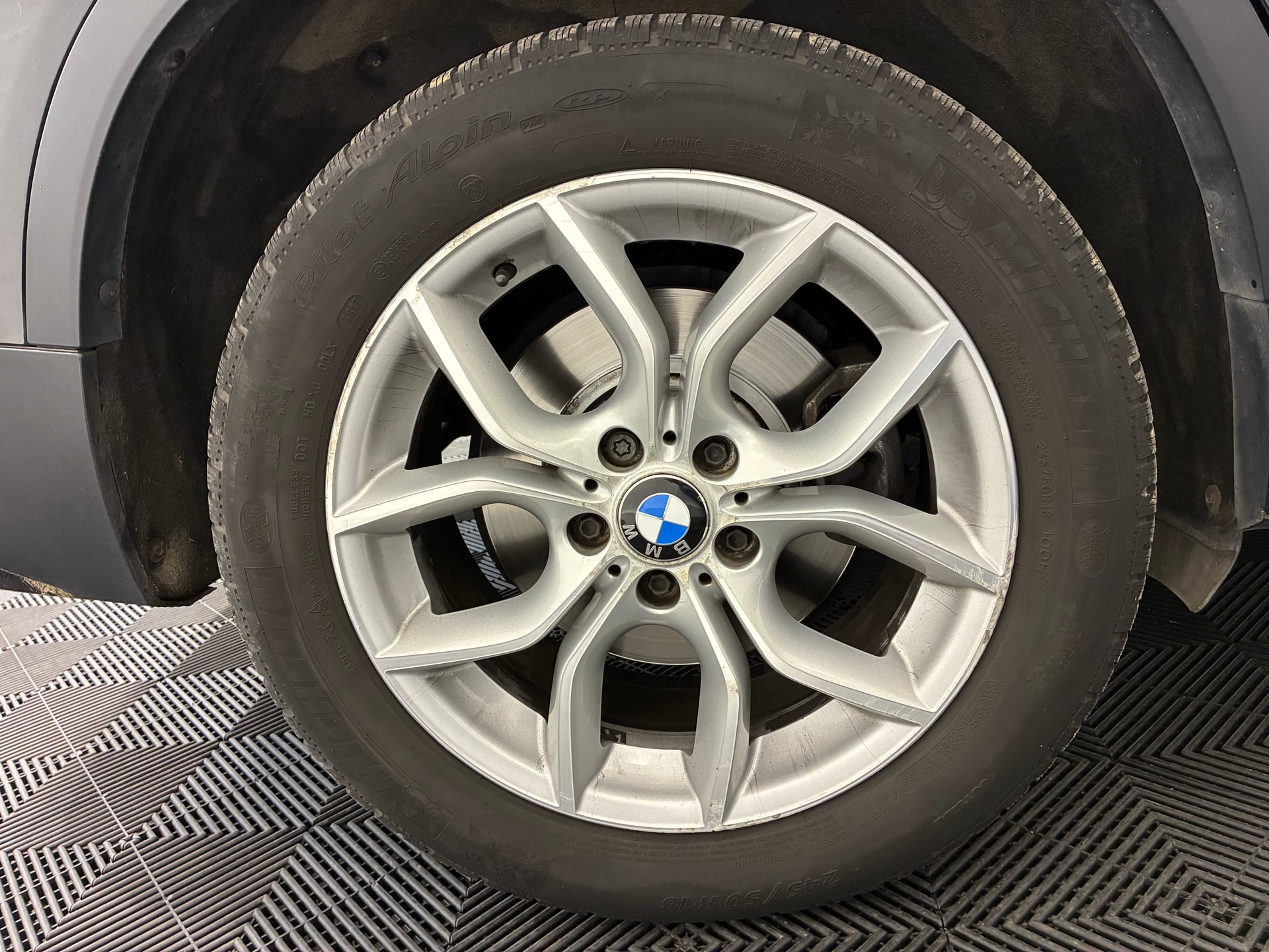 BMW X3 EXCLUSIVE — 30