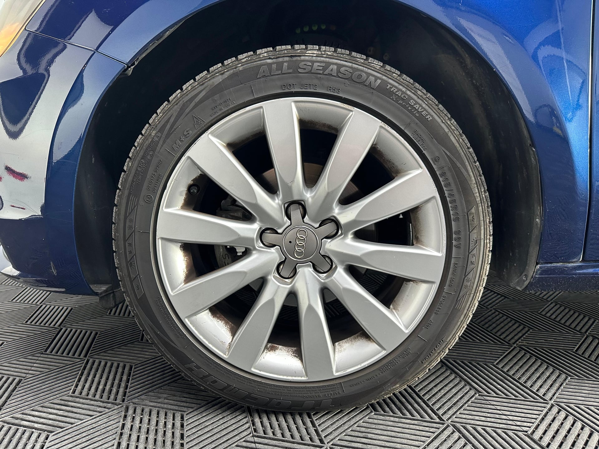 Audi A1 1.6 TDI 90 Ch AMBIENTE — 29