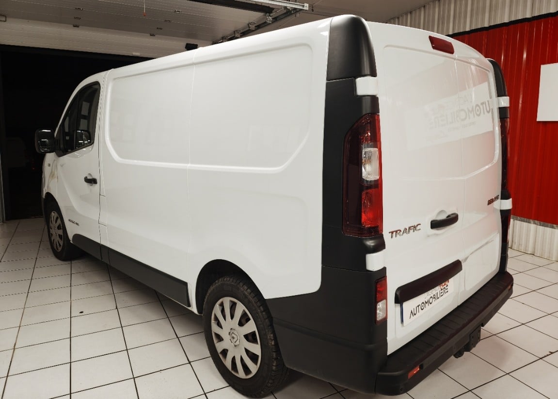 Renault Trafic RENAULT TRAFIC L1H1 1000 1.6L DCI 120CV GPS EUROP ATTELAGE ENTRETIEN RIGOUREU — 2