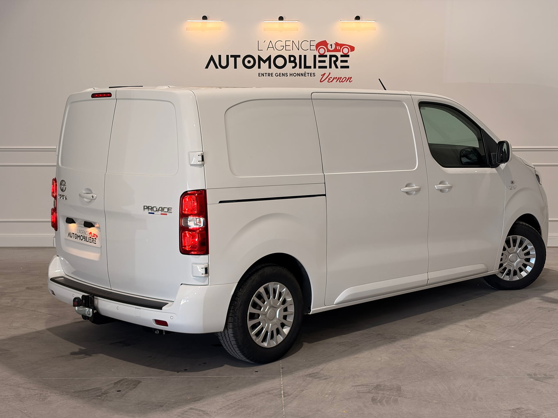 Toyota PROACE II MEDIUM 115 D-4D FRANCE — 2