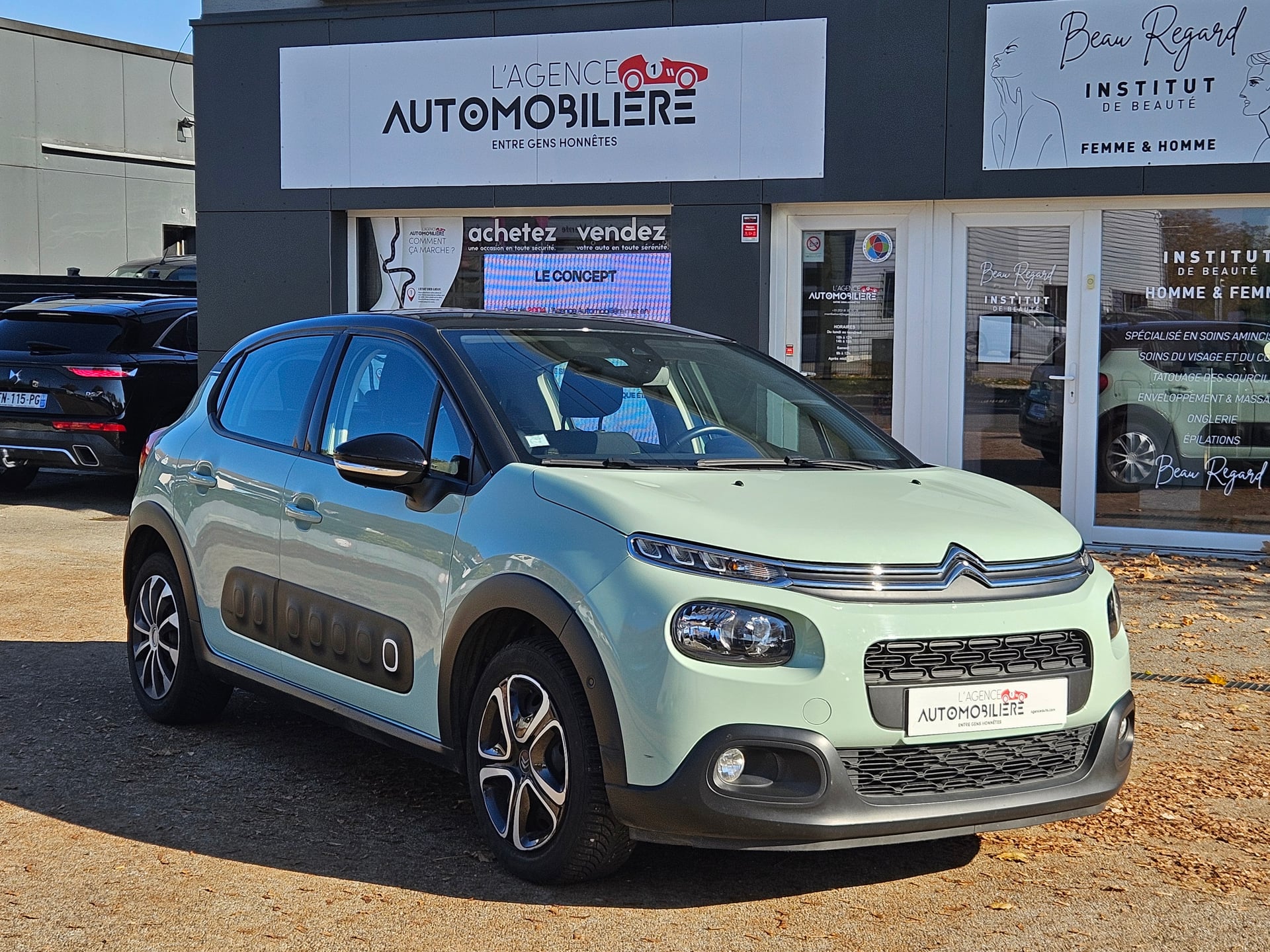 Citroen C3 1.2 PURETECH 82 CV SHINE
