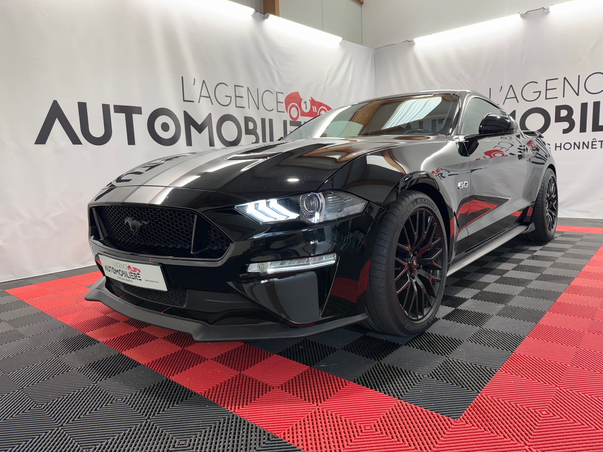 Ford Mustang Fastback VI (2) 5.0 V8 GT BVA10