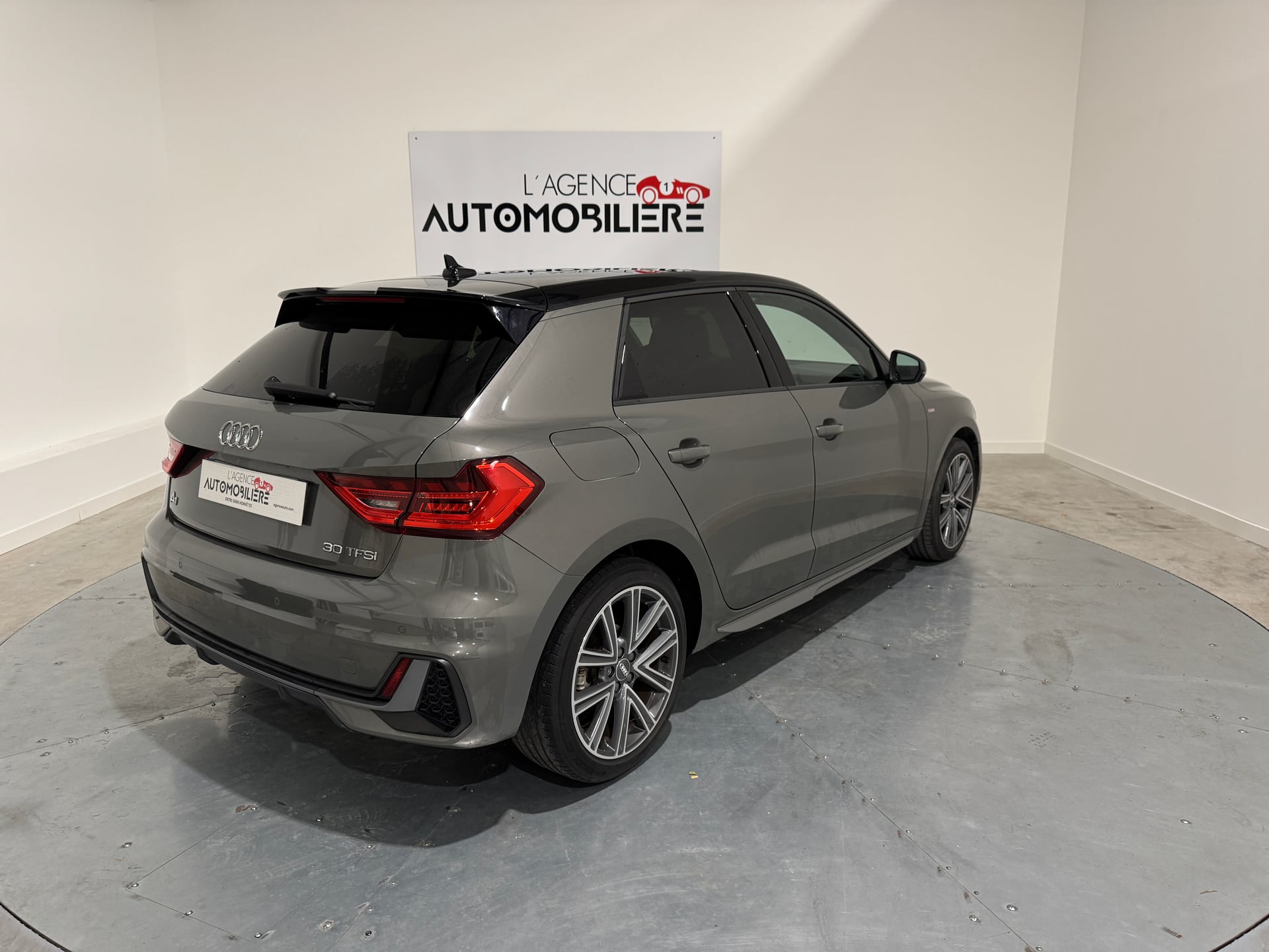 Audi A1 1.0 30 TFSI — 2
