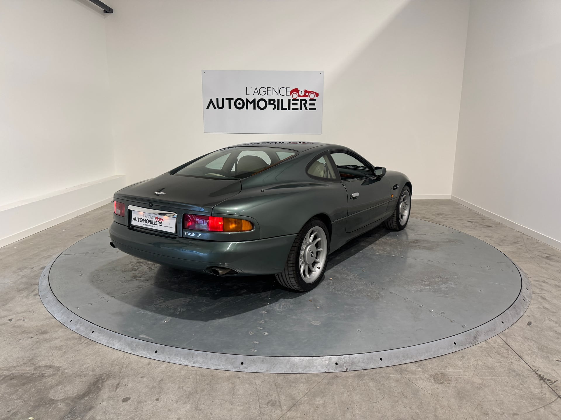 Aston Martin DB7 3.2l 340cv Lagonda — 2