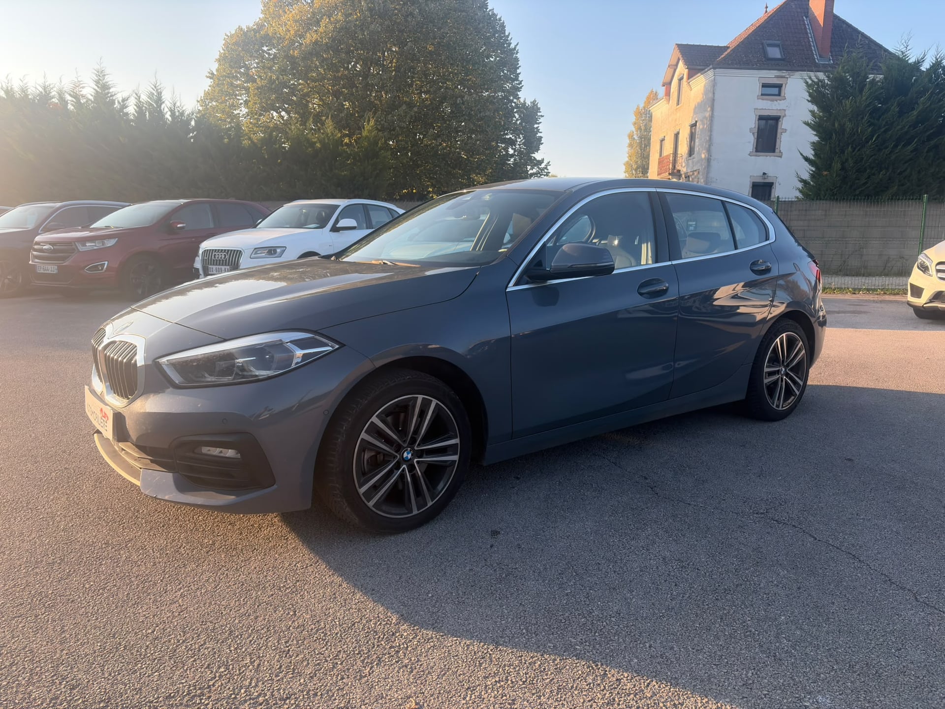 BMW SERIE 1 116dA 116ch Business Design DKG7