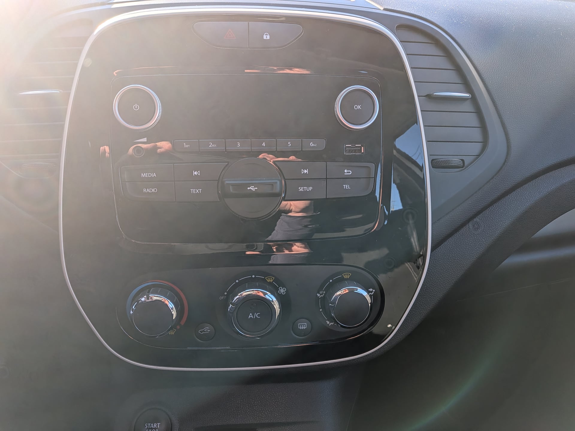 Renault Captur LIFE TCE 90 CH — 21