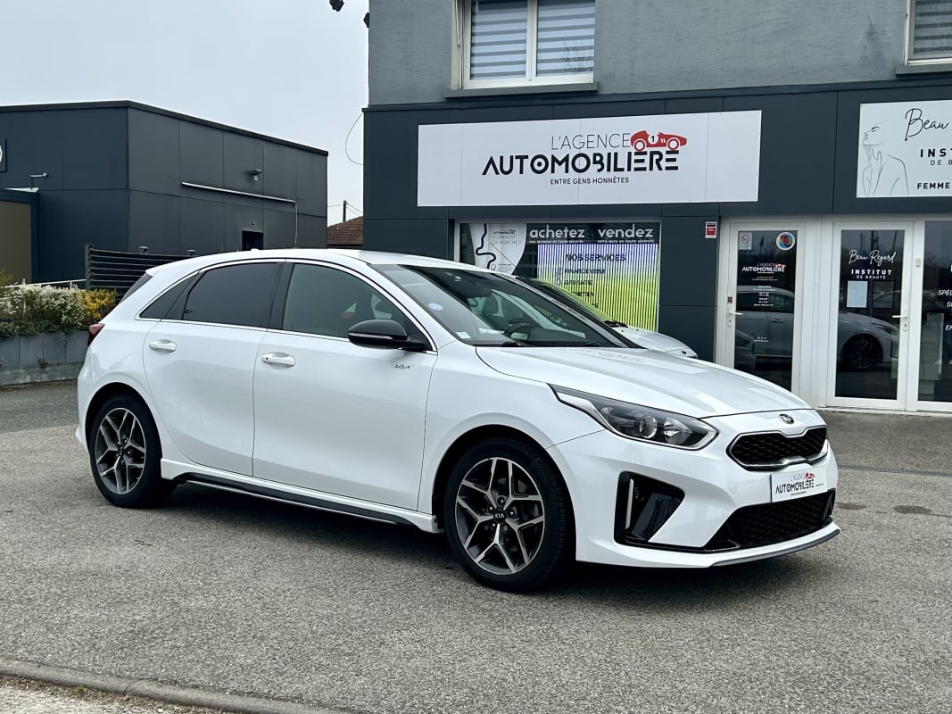 Kia Ceed 1.4 T-GDI 140 GT LINE DCT7 — 1
