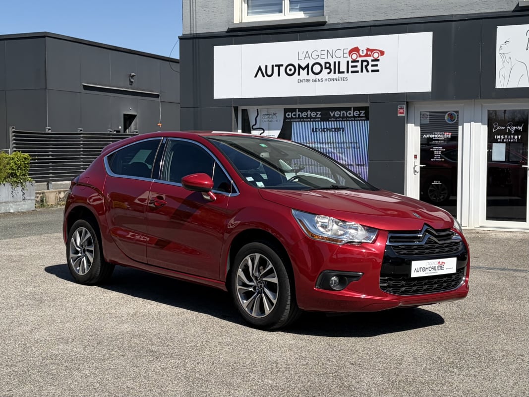 Citroen DS4 1.6 e-HDI 115 SO CHIC - DEUXIEME MAIN — 1