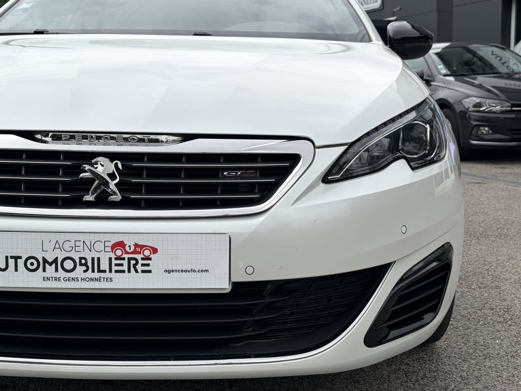 Peugeot 308 1.6 THP 205 GT - TOIT PANORAMIQUE — 34
