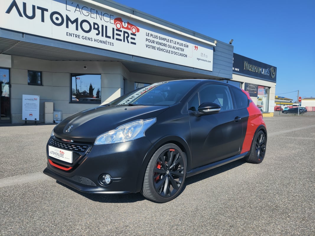 Peugeot 208 GTi 1.6 30Th Numérotée 898 — 1