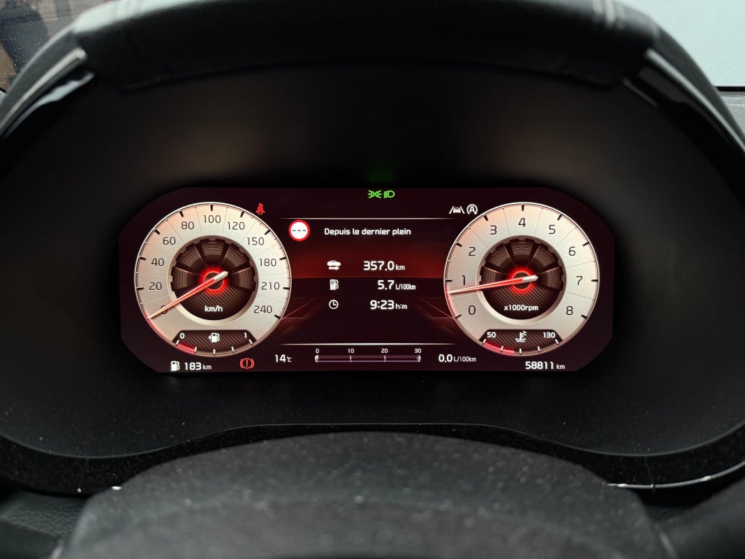 Kia Ceed II 1.5 T-GDI 160 Ch GT LINE PREMIUM - GARANTIE 7 AN KIA — 29