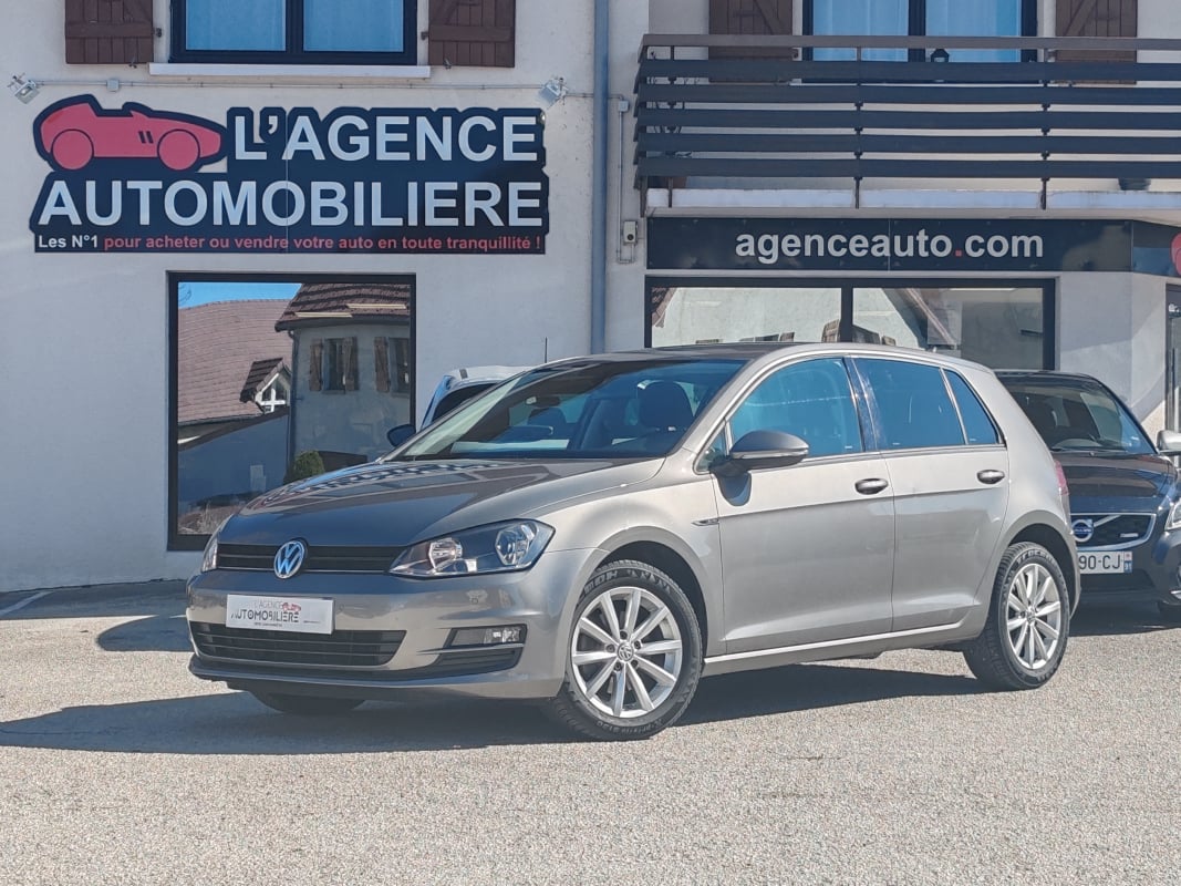 Volkswagen Golf 1.6 TDI 110 LOUNGE BVM — 1