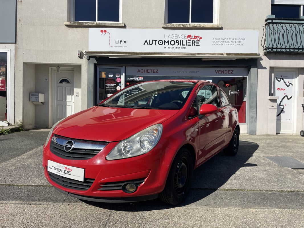 Opel Corsa 1.2 i 80 cv Twinport Enjoy - Vente à marchand — 1