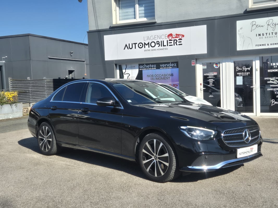 Mercedes-Benz Classe E 300 e 320 EQ Power 9G-TRONIC 211 cv ADVANGARDE