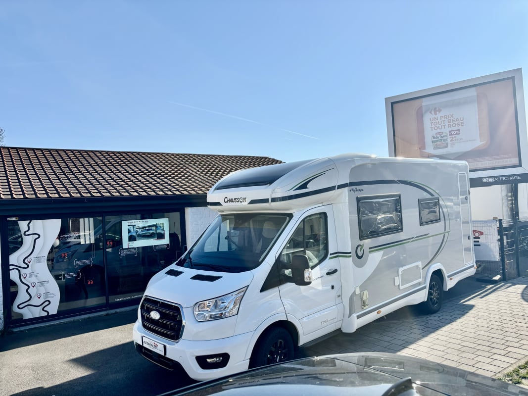 Ford Chausson Titanium 640 FORD CHAUSSON 640 TITANIUM 170CV BOITE AUTOMATIQUE — 2