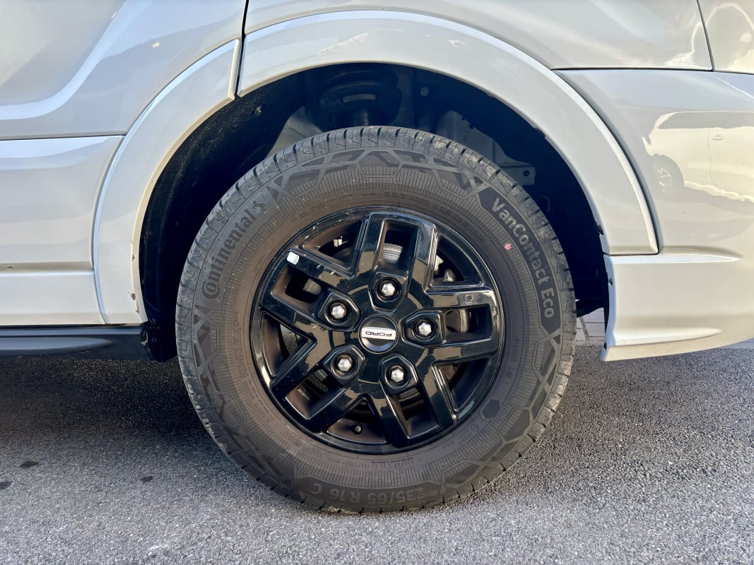 Ford Chausson Titanium 640 FORD CHAUSSON 640 TITANIUM 170CV BOITE AUTOMATIQUE — 39
