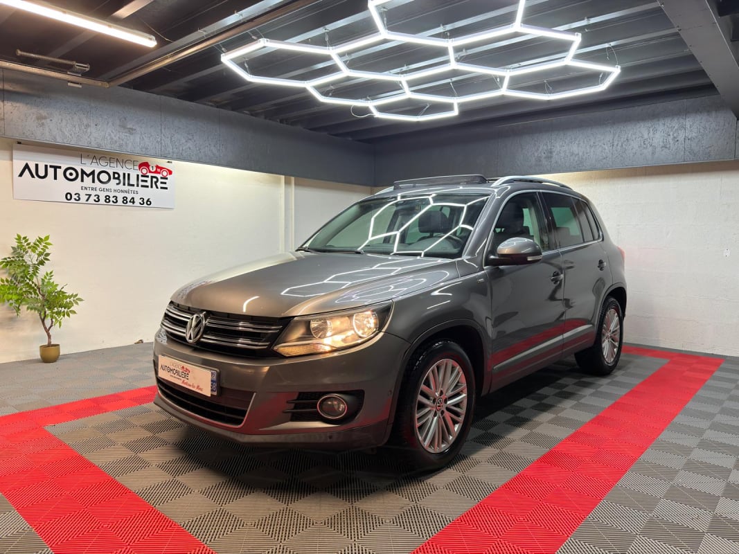 Volkswagen Tiguan 2.0 TDI 140 Cup – Toit pano – Distribution faite – Carnet dispo — 1