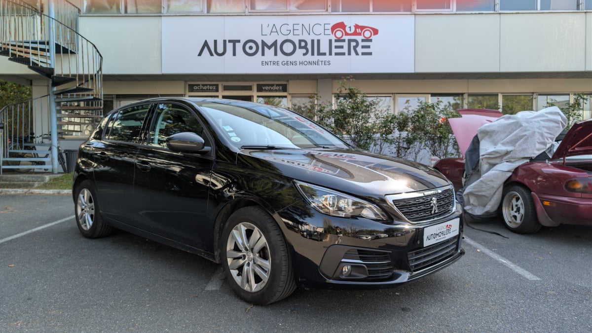 Peugeot 308 Phase II 1.6 Blue HDi S&S 99 cv