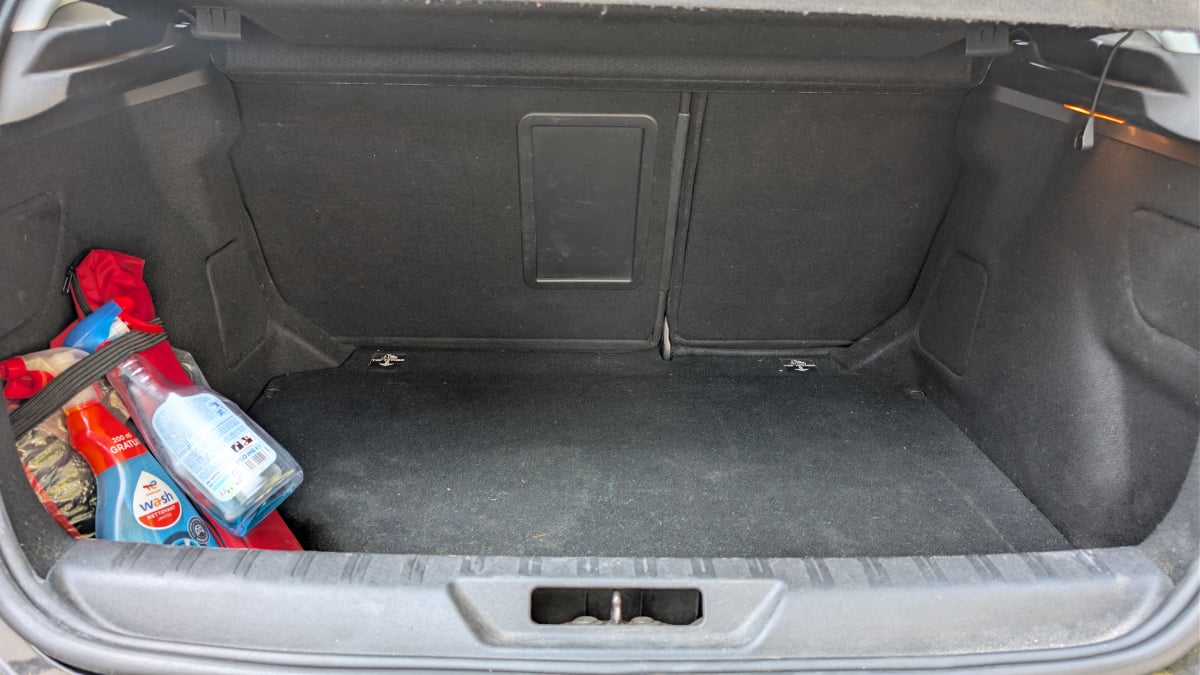 Peugeot 308 Phase II 1.6 Blue HDi S&S 99 cv — 22