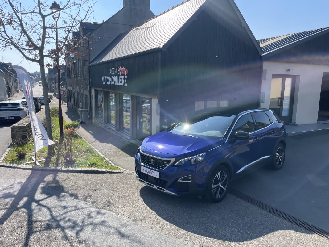 Peugeot 3008 GT LINE 1.5 BLUEHDI 130cv BVM6 — 34