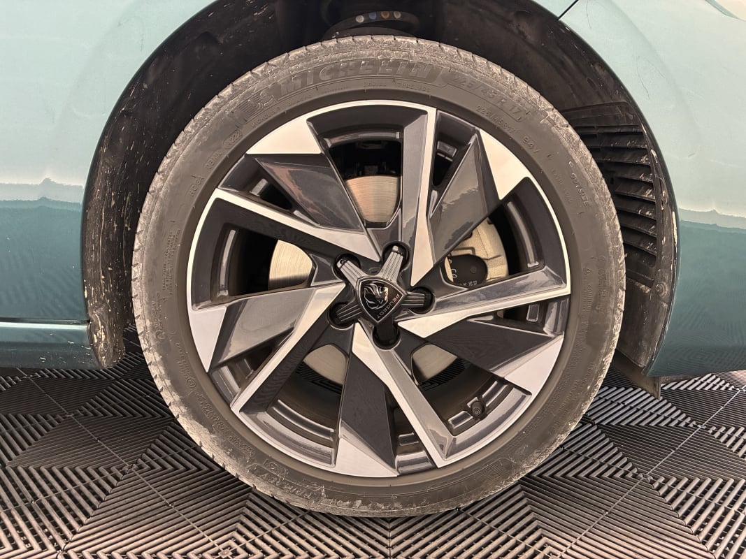 Peugeot 308 SW 1.2 130ch EAT8 Allure Pack Garantie "CARE" 8 ans — 38