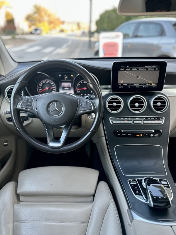 Mercedes-Benz Classe GLC Coupé 300 2.0 i 4MATIC 9G-Tronic 245 ch Fascination — 36