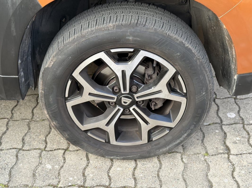 Dacia Duster 1.3 TCE 130CH FAP PRESTIGE 4X2 — 23