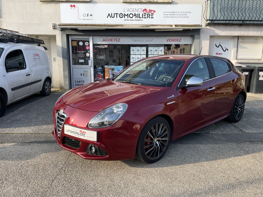Alfa Romeo Giulietta III 2.0 JTDM 170 cv Boîte auto - Sportiva — 1