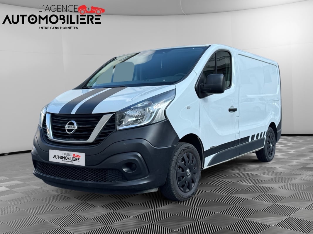 Nissan NV300 1.6 dCi 120ch N-Connecta / Aménagé — 1