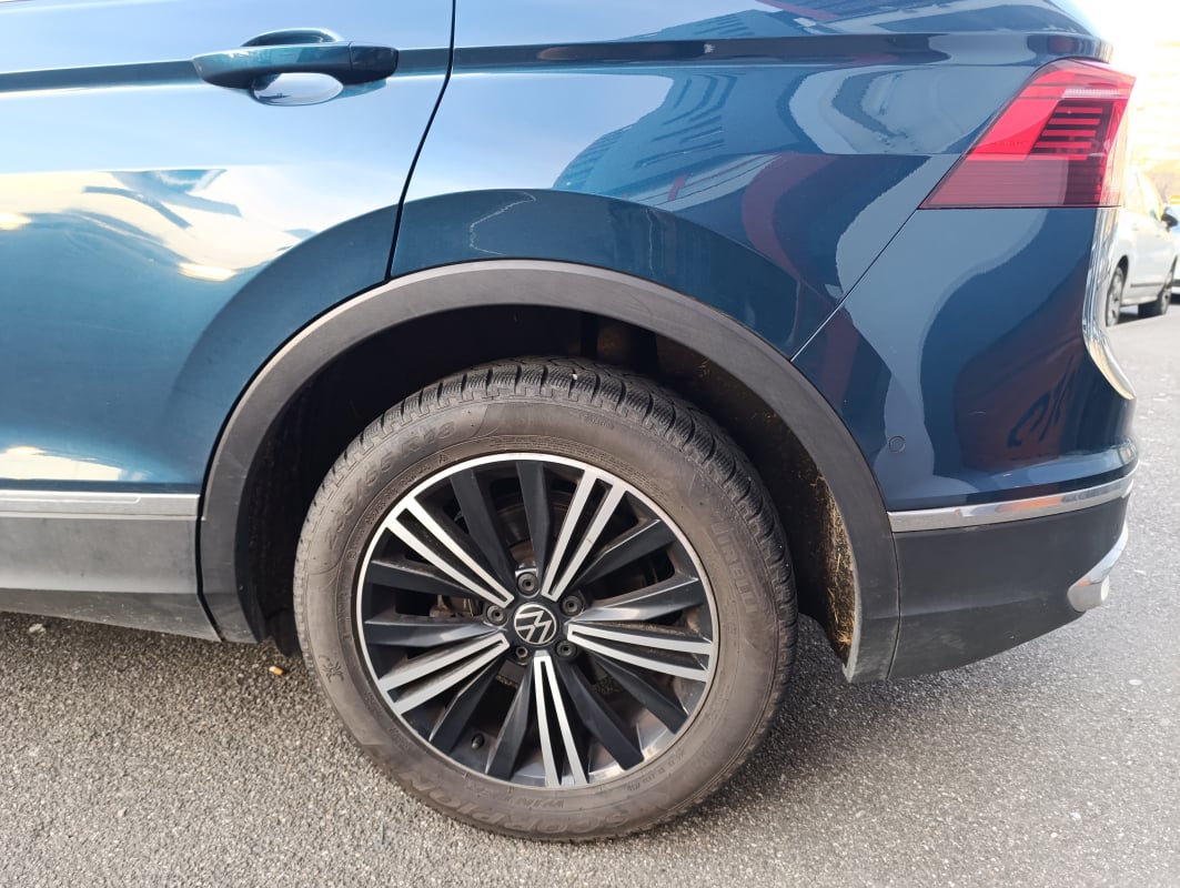 Volkswagen Tiguan 2.0 TDI 150 CH DSG7 ELEGANCE - ETAT EXCEPTIONNEL — 39