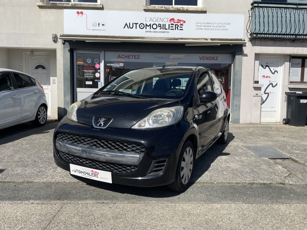 Peugeot 107 5 Portes 1.0i 68 cv Trendy - Chaine de distribution — 1