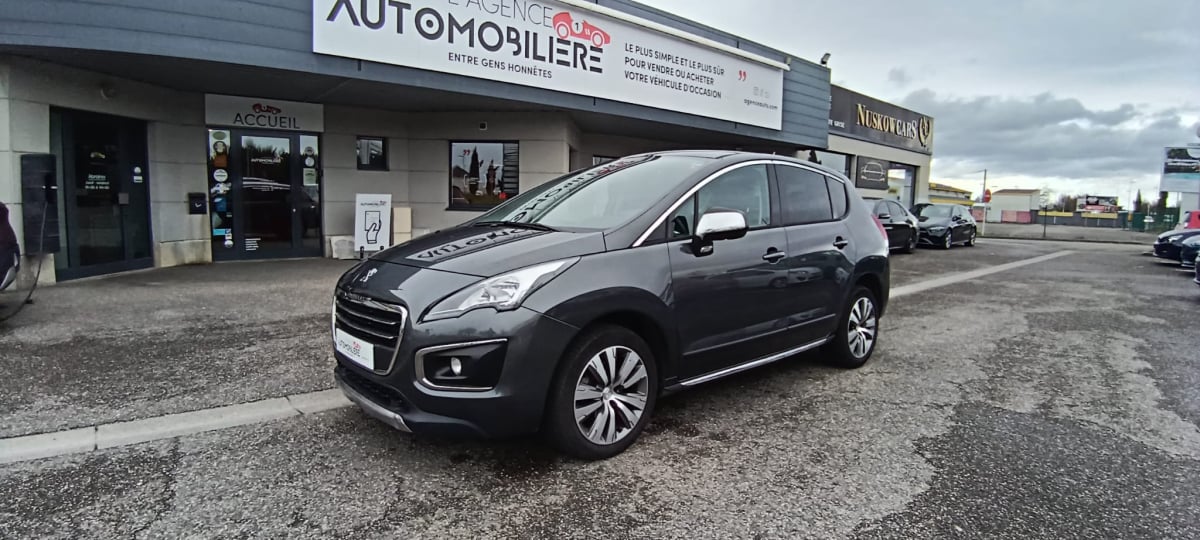 Peugeot 3008 1.2 Puretech 130 cv Allure — 1