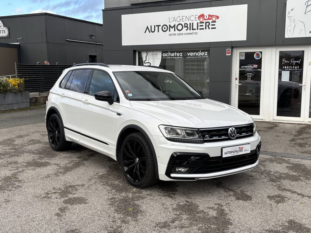 Volkswagen Tiguan II 2.0 TDI 150 ch BLACK R-LINE DSG7 — 1