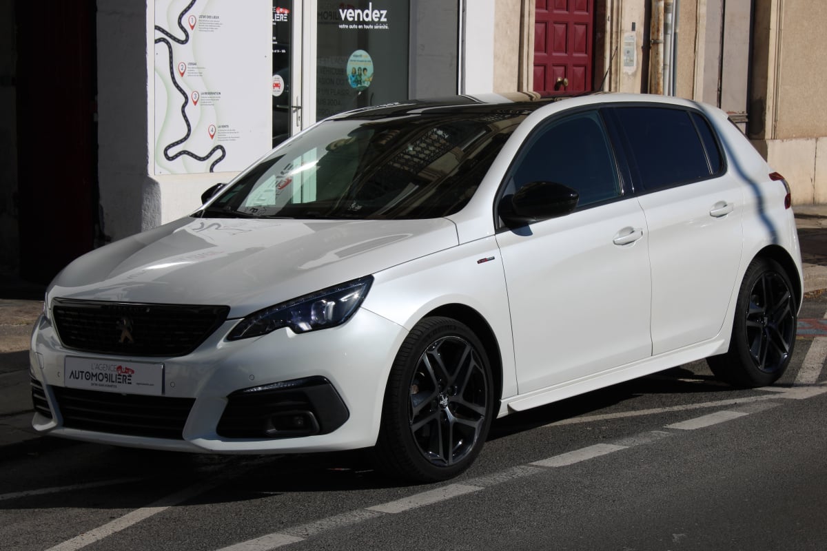Peugeot 308 GENERATION-II 1.5 BLUEHDI 130 GT LINE EAT BVA START-STOP ( Toit panoramique, Entretien Peugeot ... ) — 1