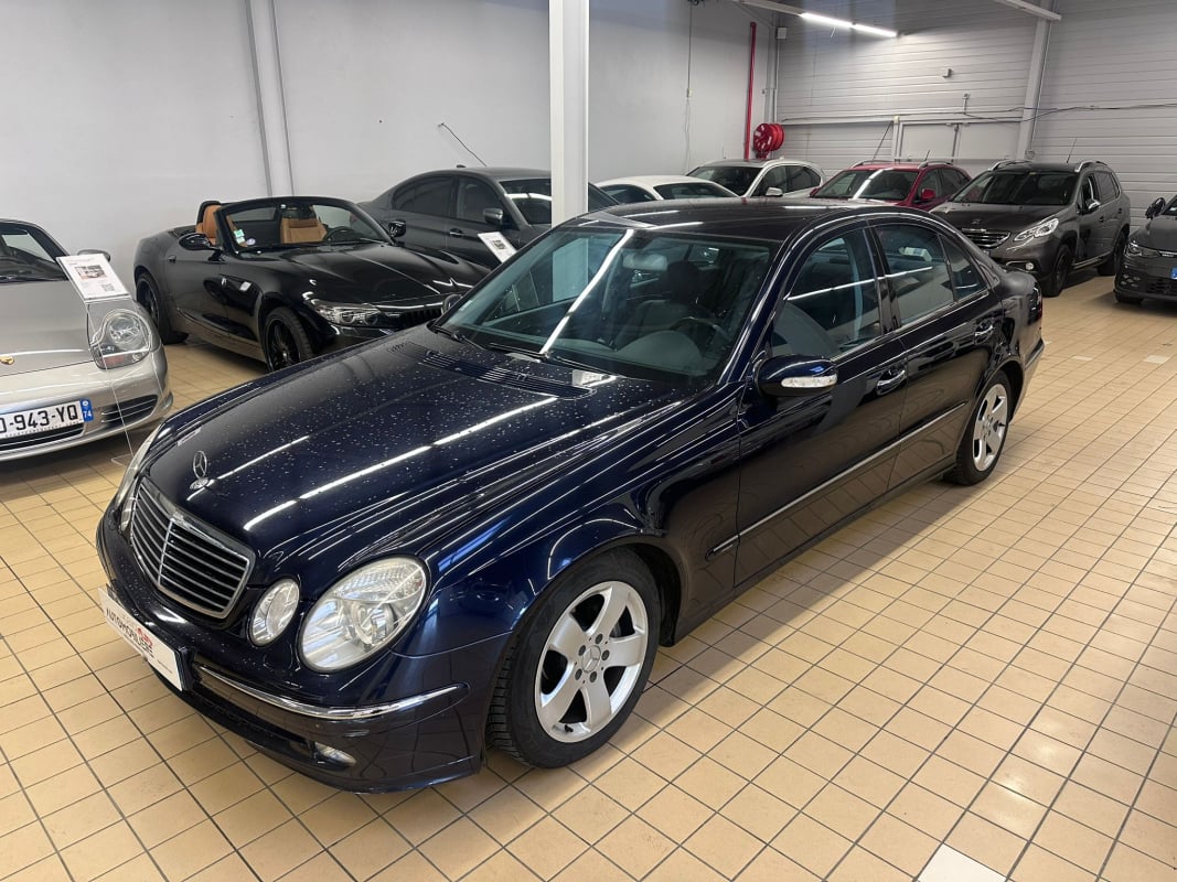 Mercedes-Benz Classe E 320 CDI AVANTGARDE — 2