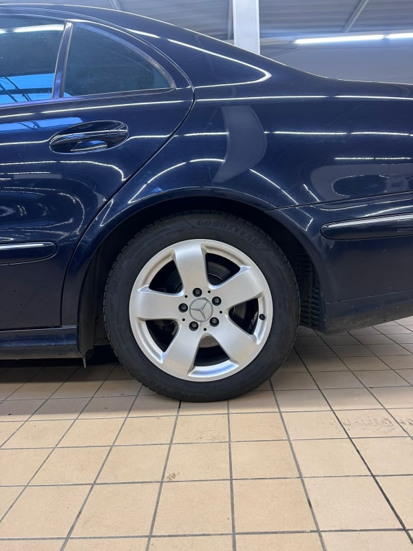 Mercedes-Benz Classe E 320 CDI AVANTGARDE — 35