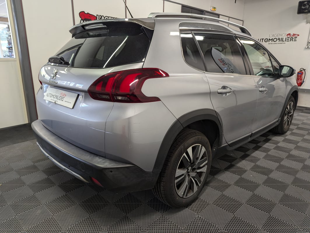 Peugeot 2008 (2) 1.5 BLUEHDI 120 S&S ALLURE BUSINESS EAT6 — 2