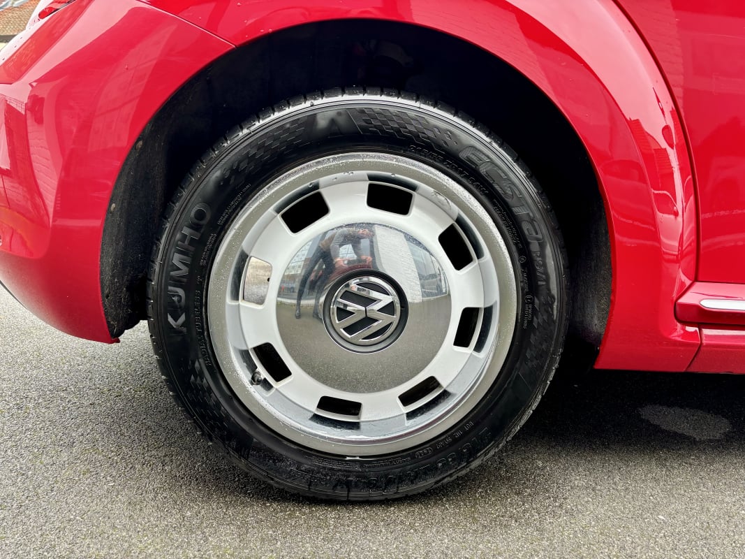 Volkswagen Coccinelle 1.6 TDI 105 VINTAGE NEW BEETLE — 27