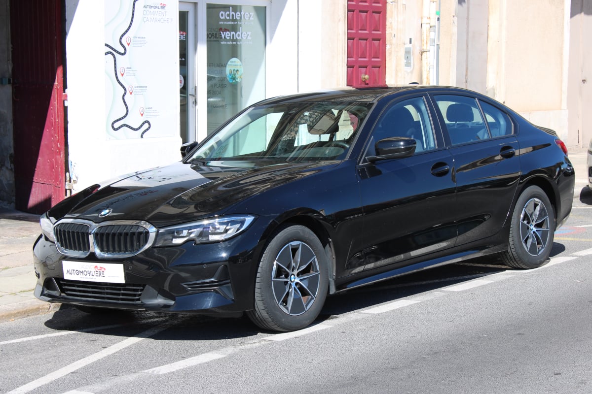 BMW Série 3 318i 156Ch BVA8 LOUNGE ( Entretien BMW, Radar Av et Arr, Moteur à chaîne ... )