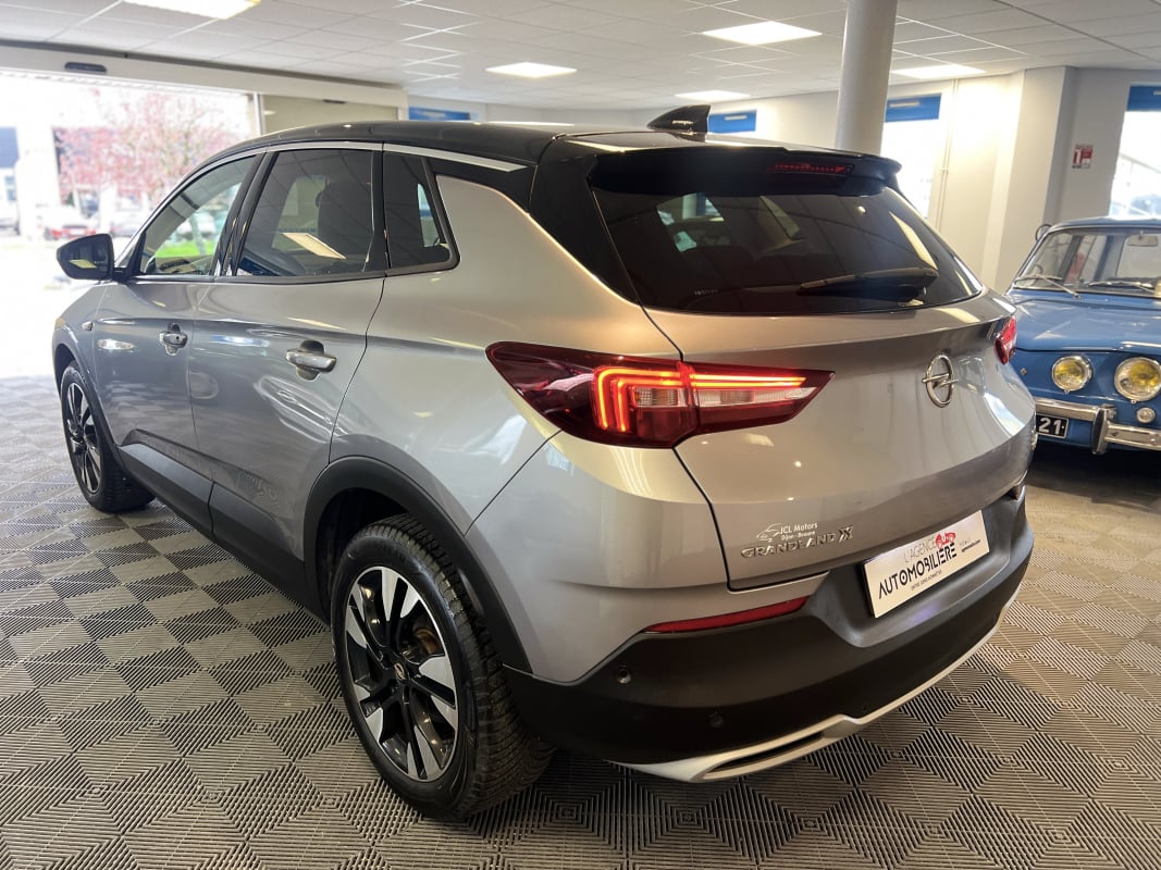 Opel Grandland X 1.2 Turbo 130CV Innovation Historique Constructeur Courroie OK — 2