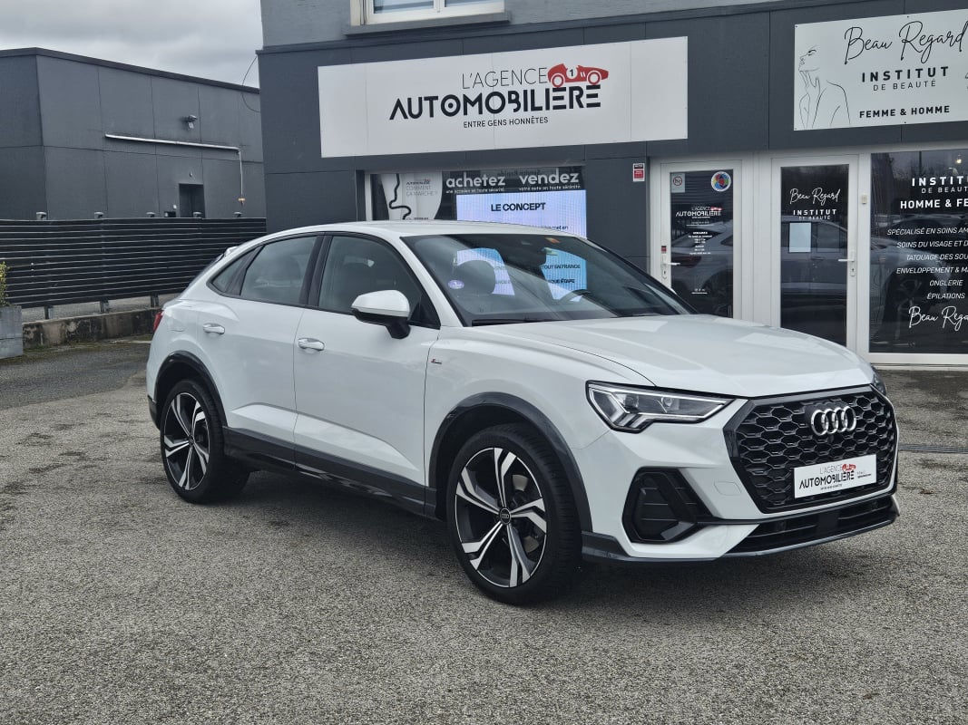 Audi Q3 Sportback 35 TFSI 150 CH S TRONIC 7 S-LINE (Car Play - Android Auto / GPS / Hayon Electrique..)